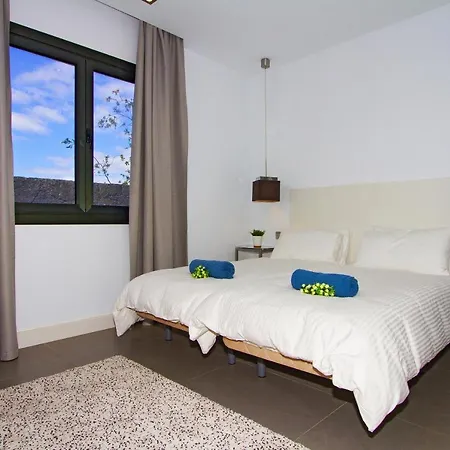 Villa Luxury Los Mojones Villa Short Walk To Old Town Private Heated Pool Villa Los Mojones Angie Puerto Del Carmen Tias